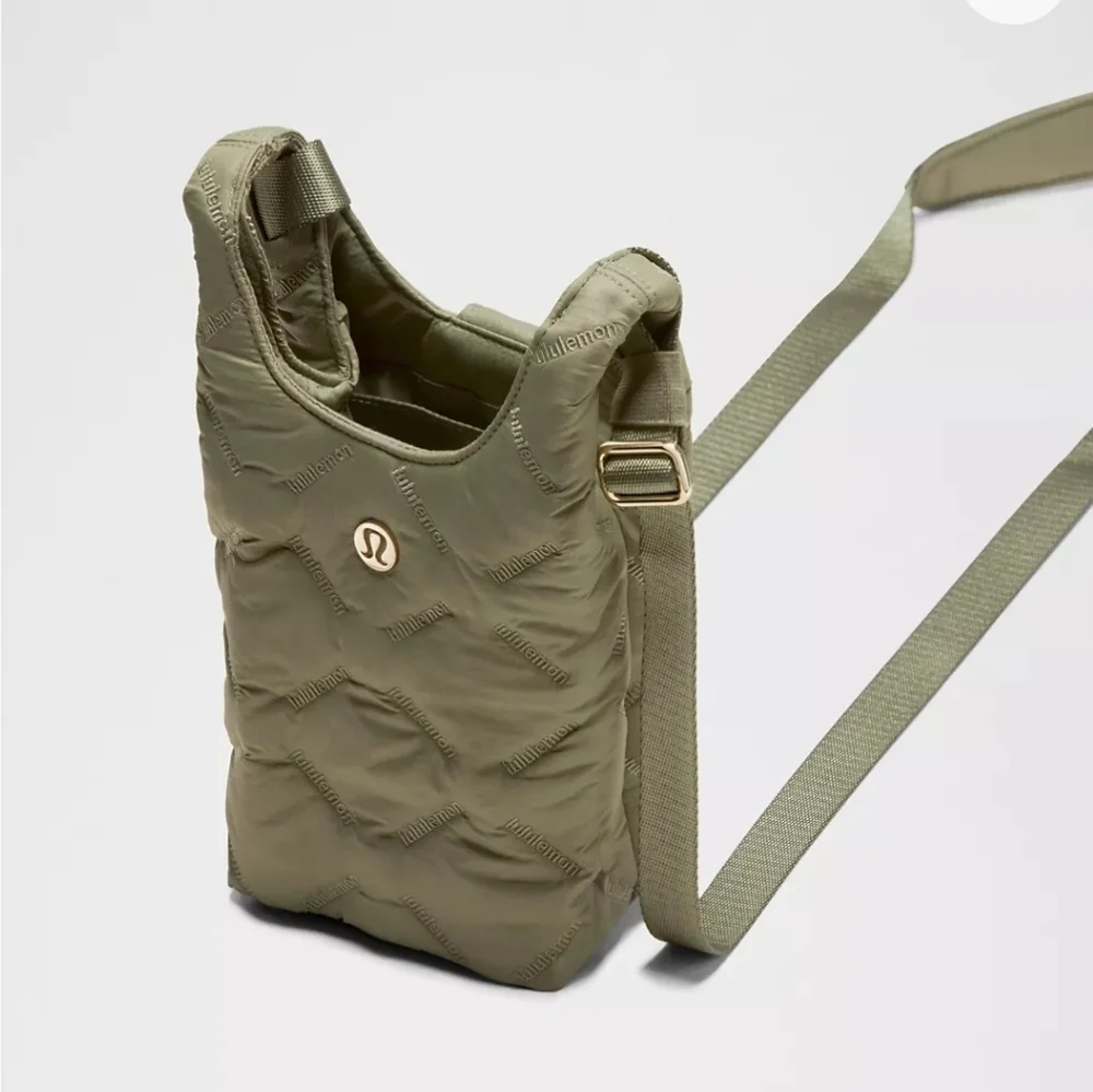 Lululemon | 1L Quilted Pleasures Phone Crossbody Bag Bay Leaf NEW WITH TAG! - Picture 3 of 13